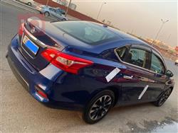 نیسان سێنترا